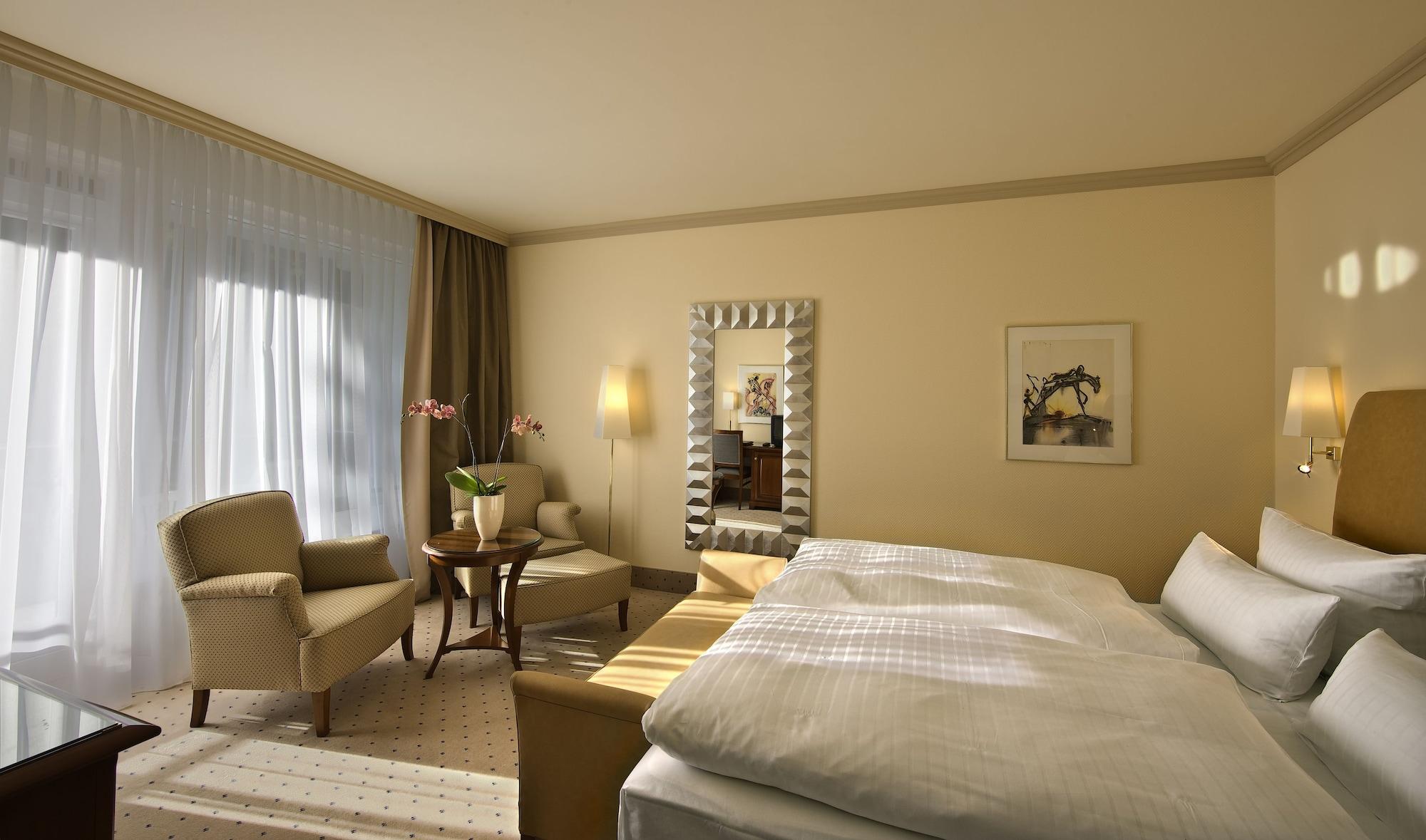 Bernstein Hotel Villa Kastania Berlin Bagian luar foto