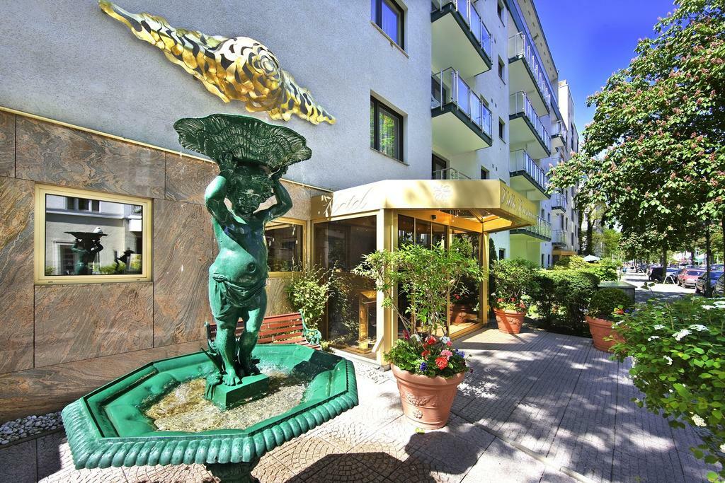 Bernstein Hotel Villa Kastania Berlin Bagian luar foto